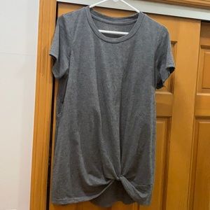 Latched Mama knot front tee